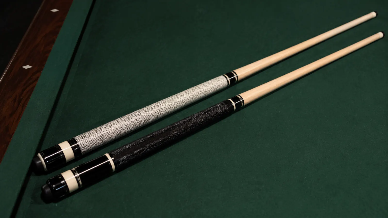 CUESOUL Rockin vs Viper Underground: Which Mid-Range Cue Wins for League Play?